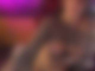 Maeveee's Live Sex Cam Show