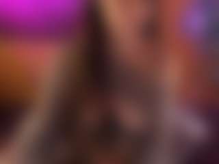 Maeveee's Live Sex Cam Show