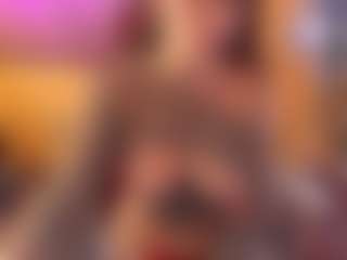 Maeveee's Live Sex Cam Show