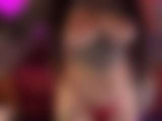 Show live cam dengan Maeveee - Smoking di Camsoda