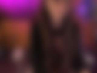 Live cam show with Maeveee - Smoking on Cam Slut