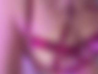 Live cam show with SashaCopelandy - Smoking on googirlz