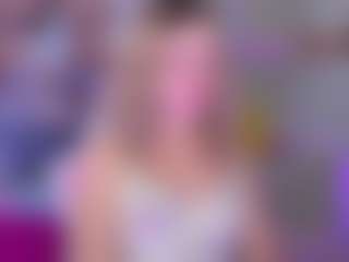Live cam show with SashaCopelandy - White on camgirlchat.live