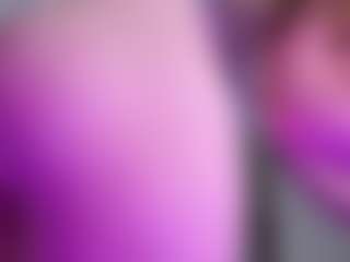 Live cam show with SashaCopelandy - Fingers on AdultVida.com
