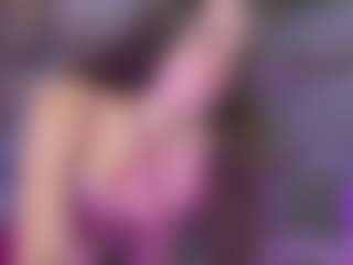 Live cam show with SashaCopelandy - White on eurowanks.com