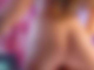 sharondeluxe's Live Sex Cam Show