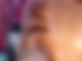 sharondeluxe's Live Sex Cam Show