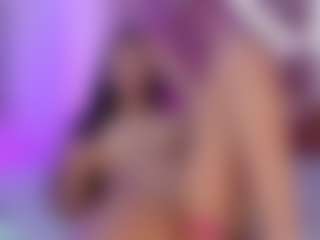 Live cam show with sharondeluxe - Strip MILF on sexylivex.com