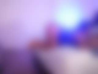 Live cam show with HoneyKaramel21 - Wet on Camming Site