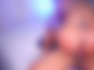 Live cam show with HoneyKaramel21 - Lovense Small Tits on livesuperchat.net