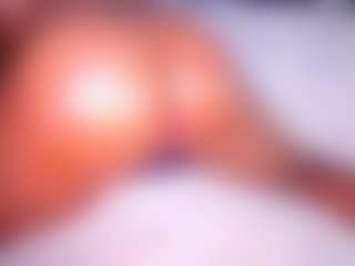 HoneyKaramel21's Live Sex Cam Show