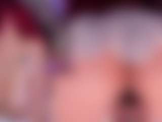 Live cam show with Mairys - Public Toys on Camsoda