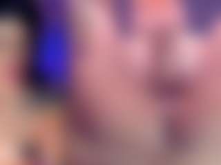 ValentinaGames's Live Sex Cam Show