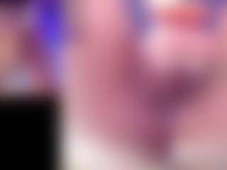 ValentinaGames's Live Sex Cam Show