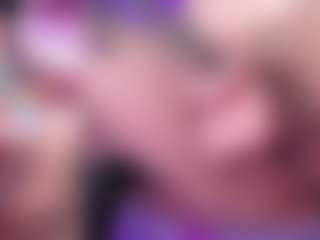 ValentinaGames's Live Sex Cam Show