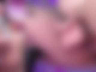 ValentinaGames's Live Sex Cam Show