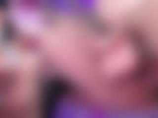ValentinaGames's Live Sex Cam Show