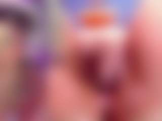 ValentinaGames's Live Sex Cam Show