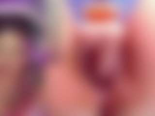 ValentinaGames's Live Sex Cam Show