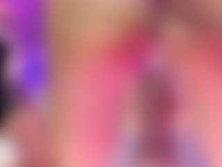Live cam show with ValentinaGames - Sexy on CamwithHer
