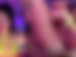 ValentinaGames's Live Sex Cam Show