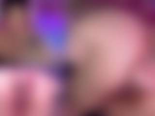 ValentinaGames's Live Sex Cam Show