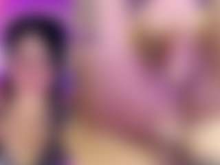 Live cam show with ValentinaGames - Shaved Pussy Toys on studioflirtlive.com