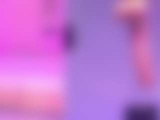 Live cam show with ValentinaGames - Dildo on Instabang
