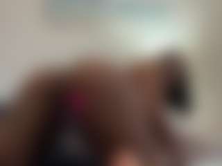 Queen Lovely's Live Sex Cam Show