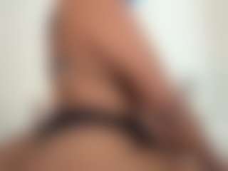 Queen Lovely's Live Sex Cam Show