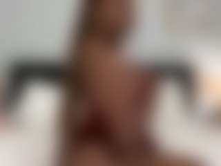 Live cam show with Queen Lovely - Sexwebcam Curvy on crypto-cams