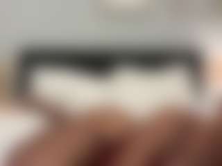 Queen Lovely's Live Sex Cam Show