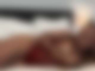 Queen Lovely's Live Sex Cam Show