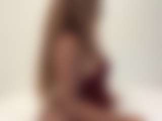 Queen Lovely's Live Sex Cam Show
