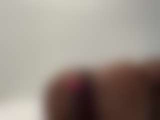 Queen Lovely's Live Sex Cam Show