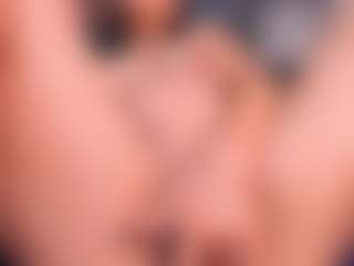Live cam show with lissbrown - Amateur on AdultVida.com