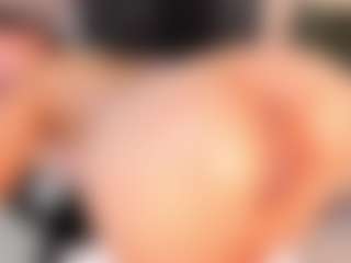 Live cam show with lissbrown - Ebony on Camsoda