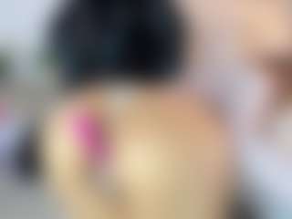 Live cam show with lissbrown - Ebony Petite on Camsoda