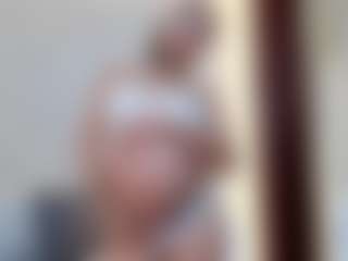 Live cam show with lissbrown - Solo on Hubzter Live