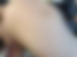 Spettacolo in cam dal vivo con Britanystars - Small Tits su Camsoda