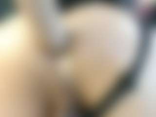 Live-Cam-Show mit Britanystars - No Smoking auf Camsoda