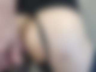 Live cam show with Britanystars - Big Balls on Soda Cam
