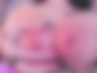 Live cam show with Melodyy-Rose - Latex on CamClone