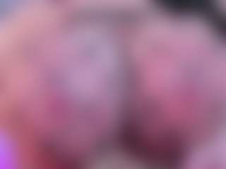 Melodyy-Rose's Live Sex Cam Show