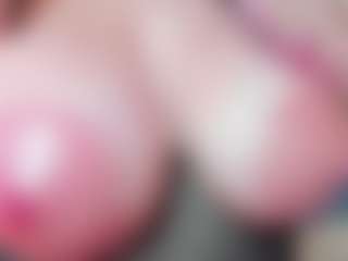 Melodyy-Rose's Live Sex Cam Show