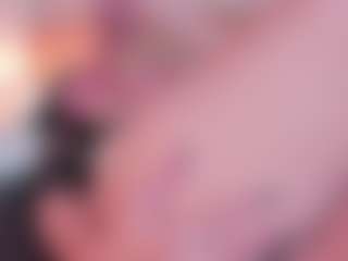Live cam show with Melodyy-Rose - Facial on SxyPornLive