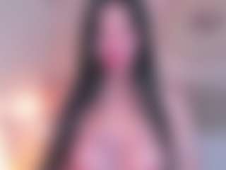 Live cam show with Melodyy-Rose - Facial on Camsoda