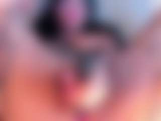 Live cam show with Melodyy-Rose - Striptease on Camiplay Live
