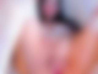 Melodyy-Rose's Live Sex Cam Show