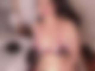 Live cam show with vela kimm - Striptease Granny on CamClone
